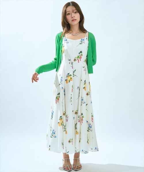 AND COUTURE(アンドクチュール)の「フルーツ×フラワープリントワンピース(ワンピース・レディース・ホワイト系その他/ブルー系その他/イエロー系その他・FREE)」の7枚目の写真