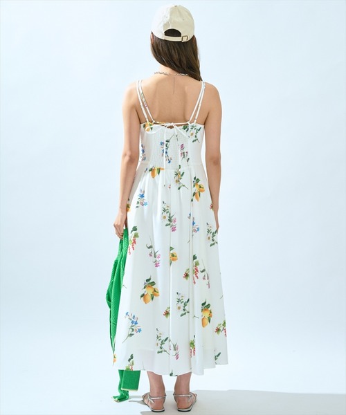 AND COUTURE(アンドクチュール)の「フルーツ×フラワープリントワンピース(ワンピース・レディース・ホワイト系その他/ブルー系その他/イエロー系その他・FREE)」の8枚目の写真