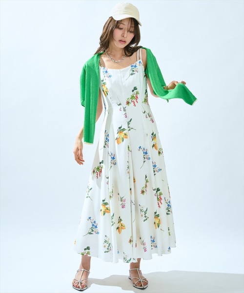 AND COUTURE(アンドクチュール)の「フルーツ×フラワープリントワンピース(ワンピース・レディース・ホワイト系その他/ブルー系その他/イエロー系その他・FREE)」の10枚目の写真