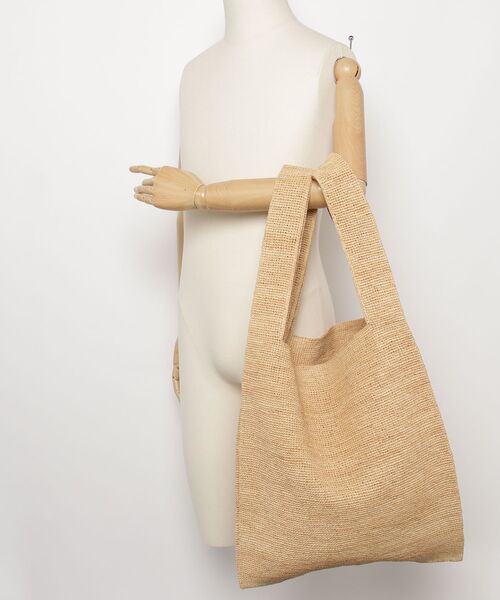 seya.（セヤ）の「seya. / セヤ：【レディース】RAFFIA SHOPPING BAG：PEFA003-1[ANN]（バックパック/リュック・レディース・ナチュラル・FREE）」の5枚目の写真