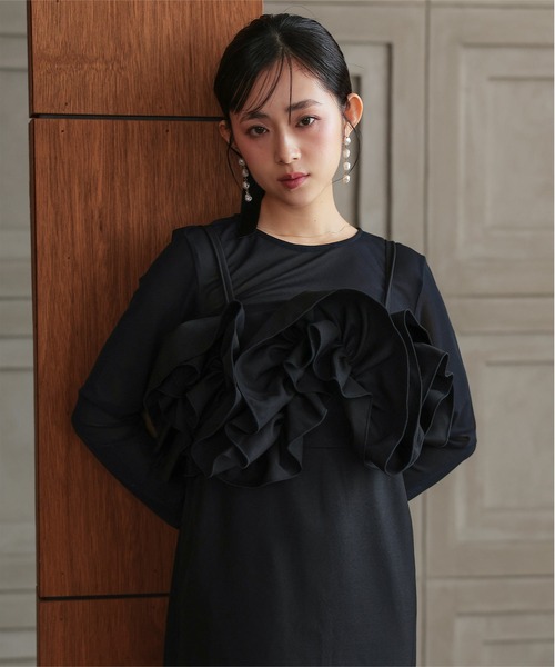 Petitle（プチレ）の「[ 低身長向けサイズ ] 3点セット シアートップス × フリルキャミ × キャミワンピース（ドレス・レディース・ブラック/ベージュ・PM）」の3枚目の写真