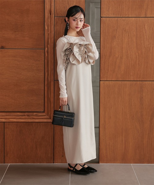 Petitle（プチレ）の「[ 低身長向けサイズ ] 3点セット シアートップス × フリルキャミ × キャミワンピース（ドレス・レディース・ブラック/ベージュ・PM）」の6枚目の写真