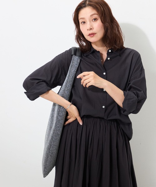 GALLORIA(ギャローリア)の「【セットアップで着られる】 インド綿ゆるシャツ(シャツ/ブラウス・レディース・ブルー/ターコイズブルー/ホワイト/チャコールグレー・LL/L/S/M)」の2枚目の写真