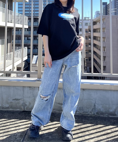 DOUBLE STEAL(ダブルスティール)の「DOWNER オーバルロゴ ビッグシルエットTシャツ(Tシャツ/カットソー・メンズ・ブラック/ネイビー/ホワイト・LARGE/MEDIUM)」の5枚目の写真