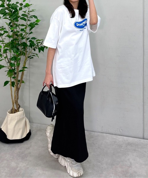 DOUBLE STEAL(ダブルスティール)の「DOWNER オーバルロゴ ビッグシルエットTシャツ(Tシャツ/カットソー・メンズ・ブラック/ネイビー/ホワイト・LARGE/MEDIUM)」の12枚目の写真