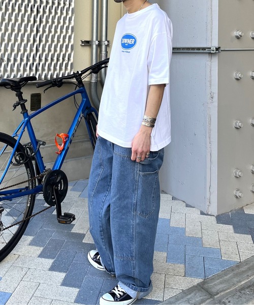 DOUBLE STEAL(ダブルスティール)の「DOWNER オーバルロゴ ビッグシルエットTシャツ(Tシャツ/カットソー・メンズ・ブラック/ネイビー/ホワイト・LARGE/MEDIUM)」の21枚目の写真
