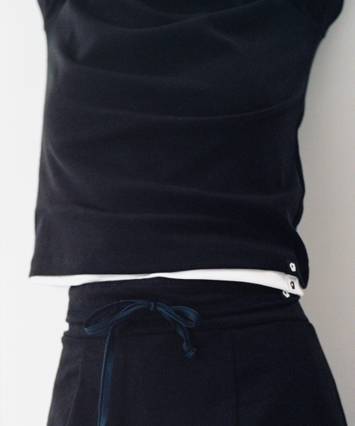 OHESHIO（オヘシオ）の「BASIC 3/4 SLEEVE T-SHIRT, BLACK（Tシャツ/カットソー・レディース・その他・FREE）」の5枚目の写真