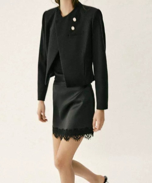 ampm(エーエムピーエム)の「裾レースサテンミニスカート【大きめサイズ】(スカート・レディース・ブラック/ホワイト・S/M)」の15枚目の写真