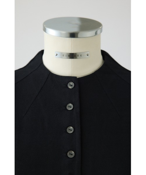 RIM.ARK（リムアーク）の「Neck darts cut tops(ネック ダーツ カット トップス)（Tシャツ/カットソー・レディース・グレー/ダークブルー/ホワイト/ブラック・38/36）」の9枚目の写真