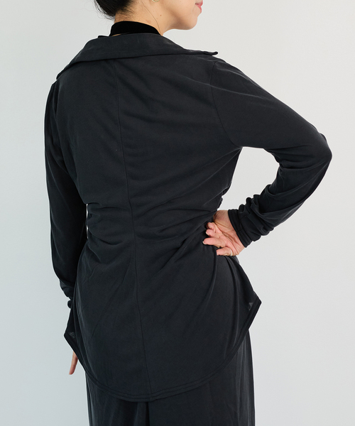 IENA LA BOUCLE(イエナラブークル)の「IENA LA BOUCLE フィブリルシャツカットソー(シャツ/ブラウス・レディース・ウッド/ブラック・FREE)」の15枚目の写真