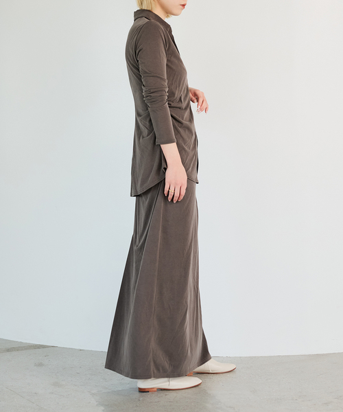 IENA LA BOUCLE(イエナラブークル)の「IENA LA BOUCLE フィブリルシャツカットソー(シャツ/ブラウス・レディース・ウッド/ブラック・FREE)」の21枚目の写真