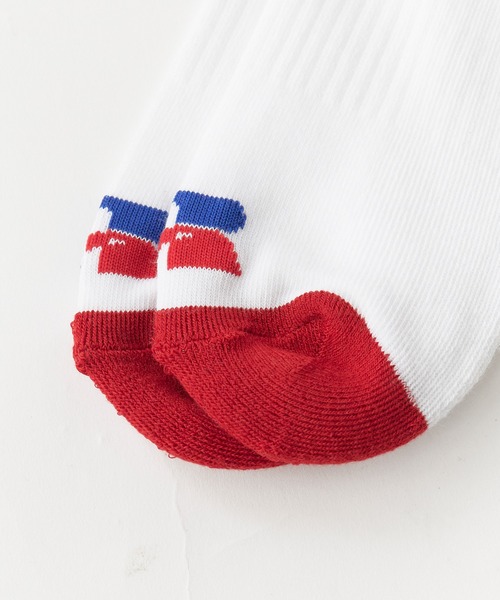 Russell Athletic(ラッセルアスレティック)の「RUSSELL ATHLETIC / ラッセルアスレティック Russell Side Logo Socks ラインデザイン ソックス ジャガード 靴下 メンズ 2026年 夏 夏服(ソックス/靴下・メンズ・レッド/ブルー/ブラック・FREE)」の4枚目の写真