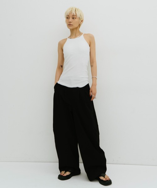 HANNE(アン)の「メニータックコットンバレルパンツ(チノパンツ・レディース・ベージュ/ブラック・S/M)」の14枚目の写真