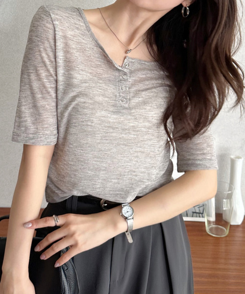 Eclat one(エクラワン)の「【Eclat one】ラウンドネック ヘンリー プレーン 5分袖 カットソー(Tシャツ/カットソー・レディース・ホワイト/ブラック/ライトブルー/杢グレー・FREE)」の8枚目の写真