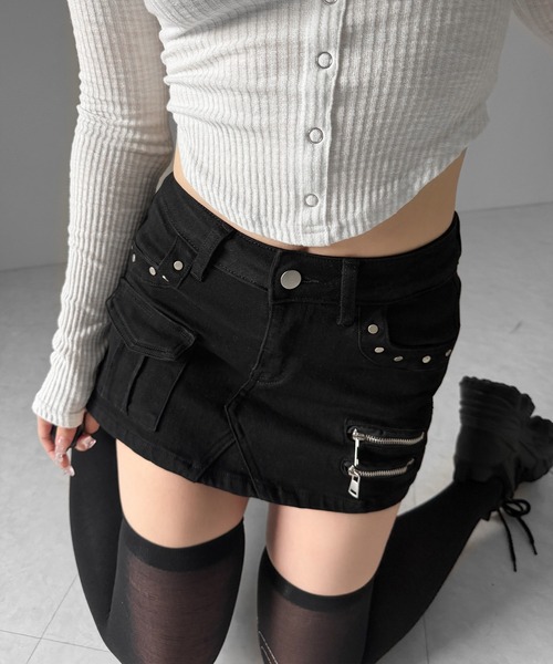 me+em select(ミームセレクト)の「【 2color / 3size 】スタッズジップデザインストレッチデニムミニスカパン/ studs zip design stretch denim mini skirt pants(デニムスカート・レディース・ブルー/ブラック・SMALL/MEDIUM/LARGE)」の17枚目の写真