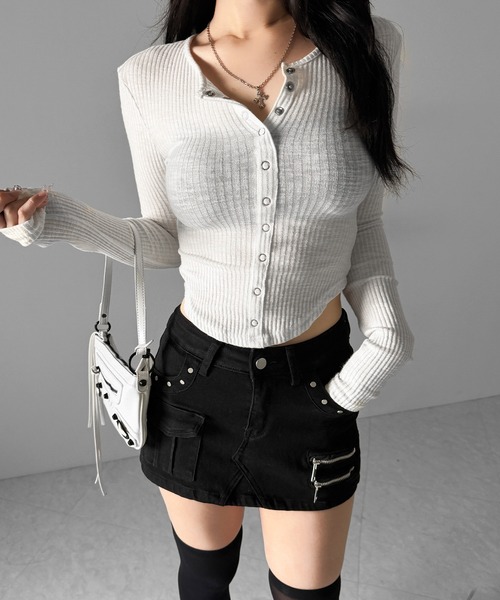 me+em select(ミームセレクト)の「【 2color / 3size 】スタッズジップデザインストレッチデニムミニスカパン/ studs zip design stretch denim mini skirt pants(デニムスカート・レディース・ブルー/ブラック・SMALL/MEDIUM/LARGE)」の18枚目の写真