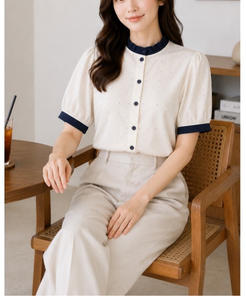FAZVY（ファズビー）の「フリルネックドットブラウス（シャツ/ブラウス・レディース・ベージュ/スカイブルー・M）」の21枚目の写真