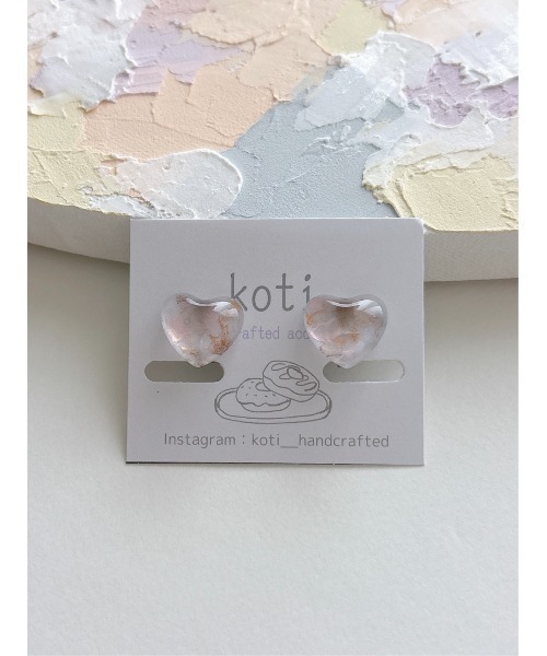 tone(トーン)の「【koti】Sulo mist heart イヤリング(MA)(イヤリング・レディース・ホワイト系1/ホワイト系2/パープル系1/ピンク系1・FREE)」の1枚目の写真