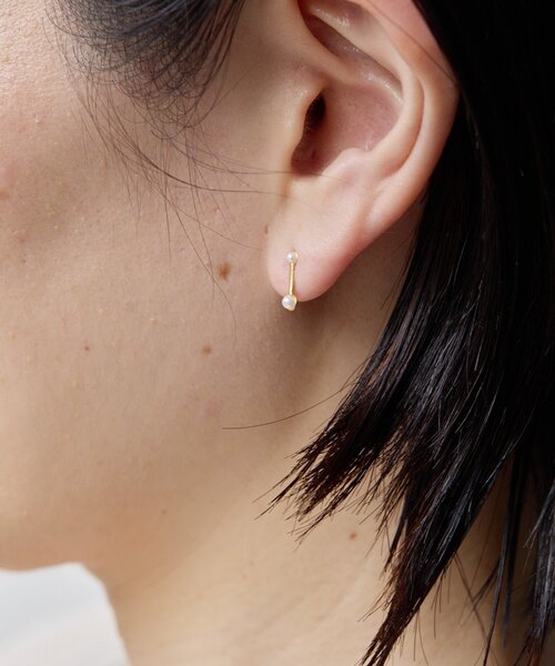 ear PAPILLONNER(イアパピヨネ)の「《スターリングシルバー使用》バーパールピアス(ピアス(両耳用)・レディース・ゴールド系その他6・FREE)」の6枚目の写真
