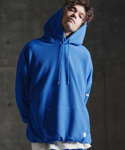 GLIMCLAP(グリムクラップ)の「mpa4163-Geometric Jacquard Jersey Shirred-Hem Hoodie パーカー(211-015-gla-cg)(パーカー・メンズ・チャコールグレー/ブラック/ロイヤルブルー・S/L/M)」の10枚目の写真