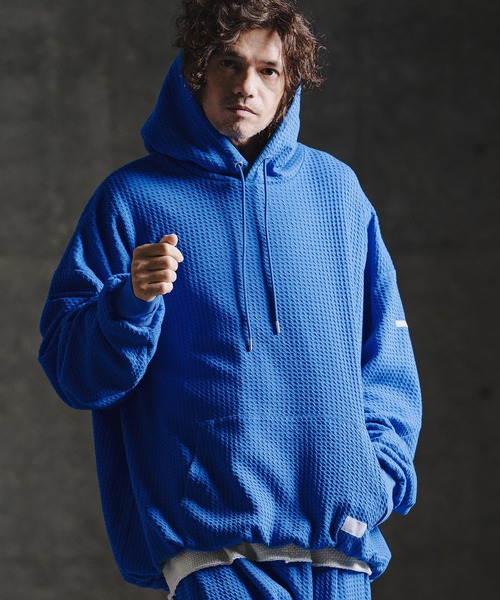 GLIMCLAP(グリムクラップ)の「mpa4163-Geometric Jacquard Jersey Shirred-Hem Hoodie パーカー(211-015-gla-cg)(パーカー・メンズ・チャコールグレー/ブラック/ロイヤルブルー・S/L/M)」の11枚目の写真