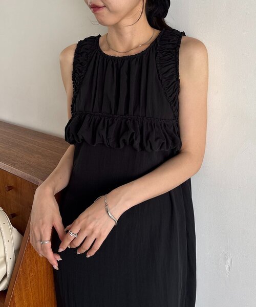CAPRICIEUX LE'MAGE(カプリシューレマージュ)の「バルーン切替Iラインワンピース(ワンピース・レディース・ブラック/ベージュ・PS/FREE)」の3枚目の写真