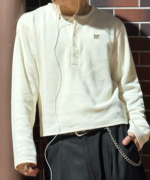 MandO(エムオー)(エムオー)の「【ユニセックス】ワンポイント刺繍ヘンリーネックニット(ニット/セーター・メンズ・オフホワイト/チャコールグレー/ブラック・LARGE/MEDIUM)」の20枚目の写真