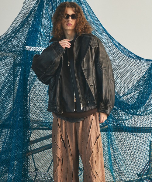 MAISON SPECIAL（メゾンスペシャル）の「《UNISEX》Sheep Leather Prime-Over Single Layering Double Blouson/シープレザープライムオーバーレイヤリングダブルブルゾン【MAISON SPECIAL/メゾンスペシャル】（ブルゾン・メンズ・ダークブラック/ブラック・2/1/0）」の8枚目の写真