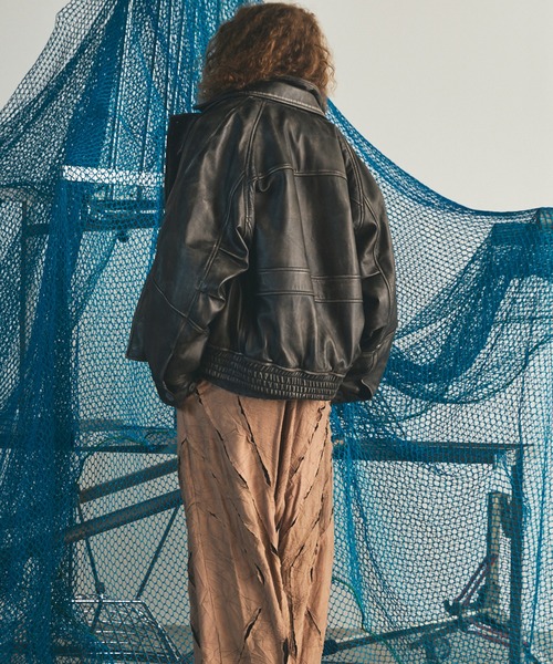 MAISON SPECIAL（メゾンスペシャル）の「《UNISEX》Sheep Leather Prime-Over Single Layering Double Blouson/シープレザープライムオーバーレイヤリングダブルブルゾン【MAISON SPECIAL/メゾンスペシャル】（ブルゾン・メンズ・ダークブラック/ブラック・2/1/0）」の10枚目の写真