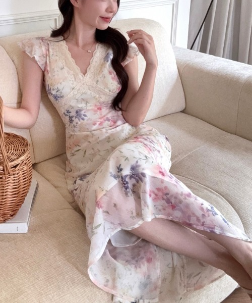 LUCPY(ラクピー)の「フラワーシフォンカシュクールワンピース(ワンピース・レディース・ピンク・LARGE/MEDIUM/SMALL)」の4枚目の写真