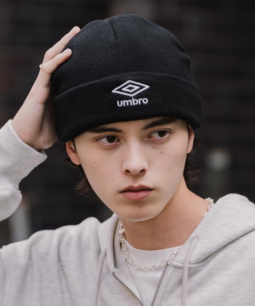 UMBRO(アンブロ)の「UMBRO アンブロ 別注コラボ 2WAYシングルニットワッチ ニットキャップ ビーニー(ニットキャップ/ビーニー・メンズ・チャコール/オフホワイト/ブラック・FREE)」の1枚目の写真