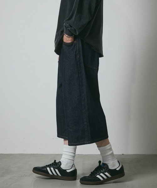 DAZE（デイズ）の「デニム ワイドハーフパンツ（デニムパンツ・メンズ・ブラック系/ダークブルー・SMALL/MEDIUM/LARGE/X-LARGE）」の5枚目の写真
