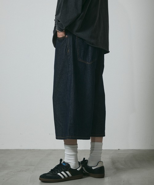 DAZE（デイズ）の「デニム ワイドハーフパンツ（デニムパンツ・メンズ・ブラック系/ダークブルー・SMALL/MEDIUM/LARGE/X-LARGE）」の7枚目の写真