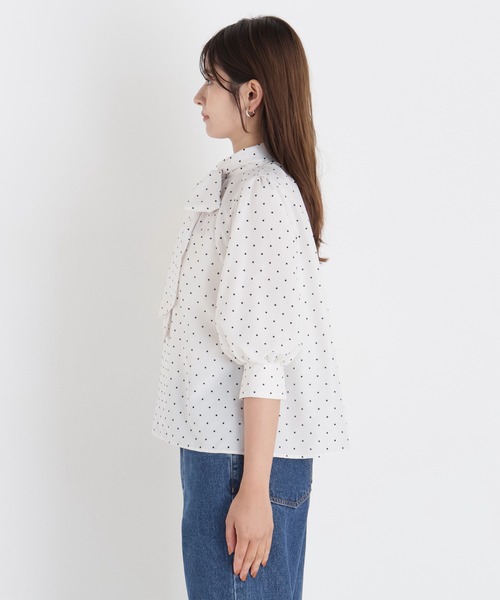 NATURAL BEAUTY BASIC(ナチュラルビューティーベーシック)の「リボンボウタイブラウス(シャツ/ブラウス・レディース・チャコールグレー/ライトグリーン/ベージュ系その他/ホワイト系その他・フリ-)」の12枚目の写真