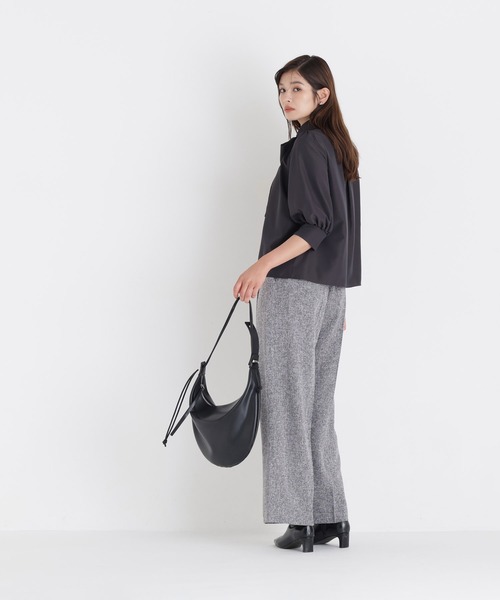 NATURAL BEAUTY BASIC(ナチュラルビューティーベーシック)の「リボンボウタイブラウス(シャツ/ブラウス・レディース・チャコールグレー/ライトグリーン/ベージュ系その他/ホワイト系その他・フリ-)」の21枚目の写真