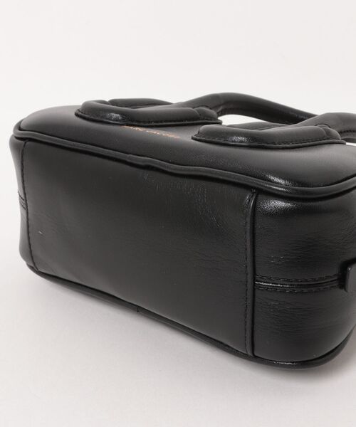 MARC JACOBS(マークジェイコブス)の「BABE MINI TOP HANDLE/ベイブ ミニ トップ ハンドル(ショルダーバッグ・レディース・ブラック/ライトパープル・ONE SIZE)」の10枚目の写真