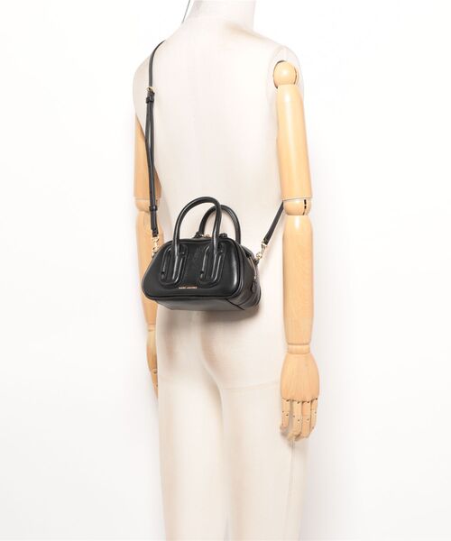 MARC JACOBS(マークジェイコブス)の「BABE MINI TOP HANDLE/ベイブ ミニ トップ ハンドル(ショルダーバッグ・レディース・ブラック/ライトパープル・ONE SIZE)」の13枚目の写真