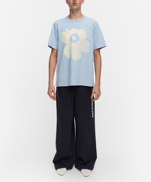 marimekko(マリメッコ)の「【kioski】Vihne Unikko / t-shirt(Tシャツ/カットソー・レディース・ライトブルー・SMALL)」の1枚目の写真