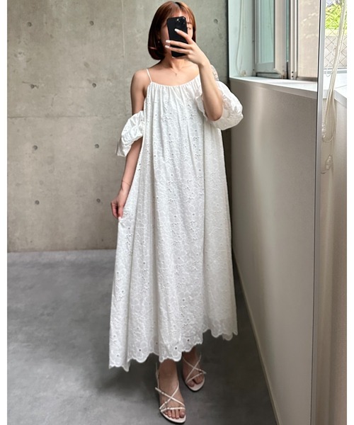 BIRTHDAY BASH（バースデイバッシュ）の「3WAY OFF SHOULDER STRAP LACE DRESS(3WAY オフショルダーストラップレースドレス)（ワンピース・レディース・サックスブルー/ブラック/ホワイト・S/M）」の6枚目の写真