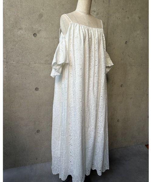 BIRTHDAY BASH（バースデイバッシュ）の「3WAY OFF SHOULDER STRAP LACE DRESS(3WAY オフショルダーストラップレースドレス)（ワンピース・レディース・サックスブルー/ブラック/ホワイト・S/M）」の21枚目の写真