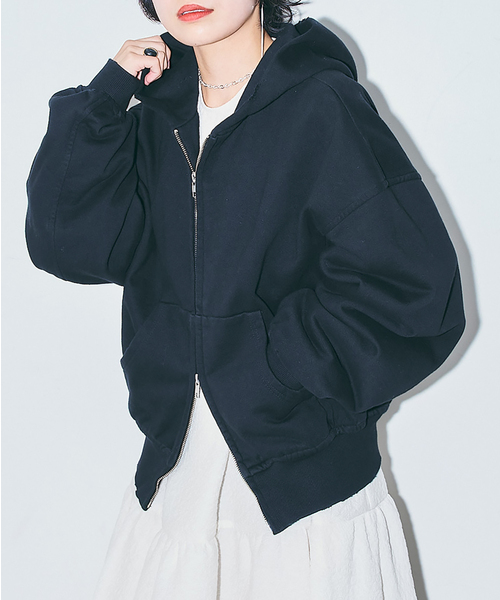 CITYSHOP(シティーショップ)の「《追加2》V/O ZIP-UP HOODIE:パーカー(スウェット・レディース・ベージュ/ブラック・FREE)」の1枚目の写真