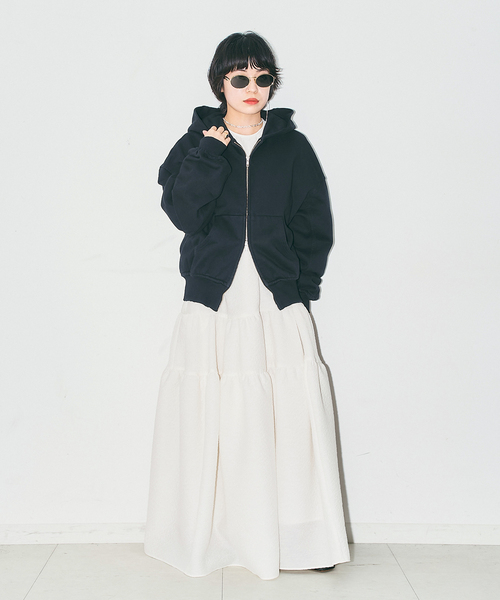 CITYSHOP(シティーショップ)の「《追加2》V/O ZIP-UP HOODIE:パーカー(スウェット・レディース・ベージュ/ブラック・FREE)」の3枚目の写真