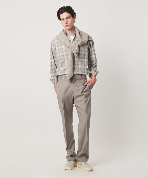 UNITED ARROWS（ユナイテッドアローズ）の「ワンフォーティ サテン モダンストレート スラックス（スラックス・メンズ・ベージュ/ダークグレー・M/S/L/XL）」の6枚目の写真