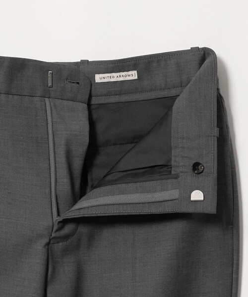 UNITED ARROWS（ユナイテッドアローズ）の「ワンフォーティ サテン モダンストレート スラックス（スラックス・メンズ・ベージュ/ダークグレー・M/S/L/XL）」の14枚目の写真