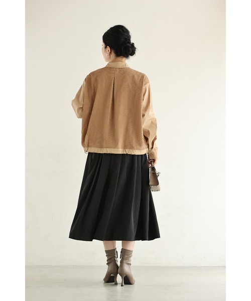 cawaii(カワイイ)の「ニットの立体花デコレーションシャツトップス(シャツ/ブラウス・レディース・ベージュ・FREE)」の10枚目の写真