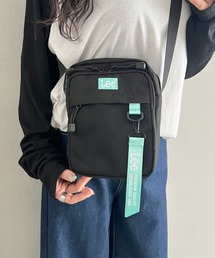 Lee.撥水ポリエステル 2層式タテ型ショルダーバッグ.ミニショルダー