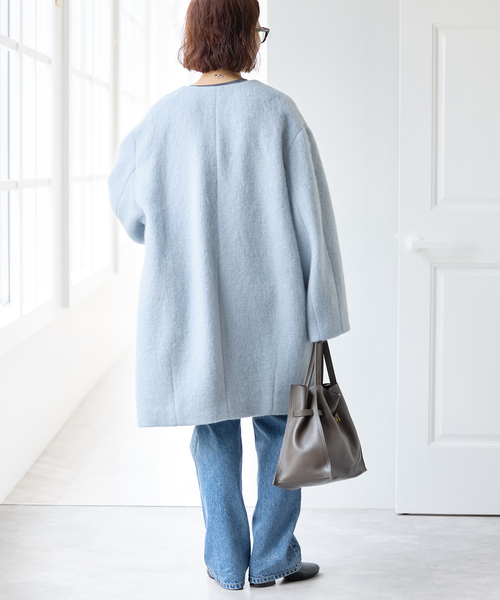 Spick & Span（スピックアンドスパン）の「ノーカラーコクーンシャギーコート（ノーカラーコート・レディース・ライトグレー/ブルー・38/36）」の16枚目の写真