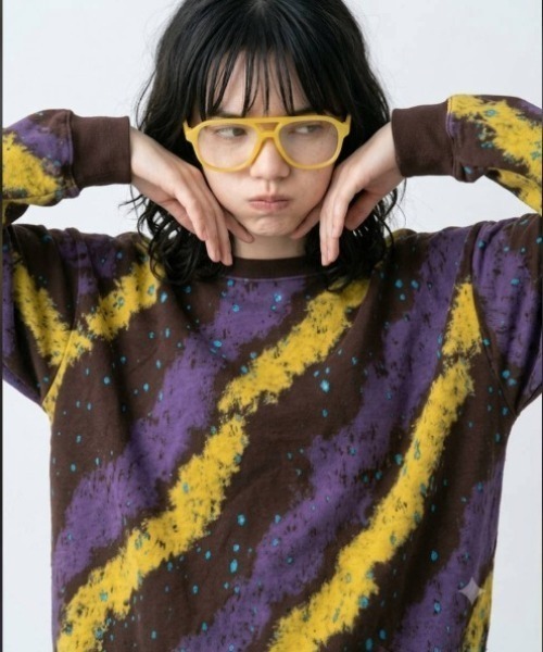 KAMINARI_TOKIO(カミナリトキオ)の「ペイントグラフィック ダメージスウェットプルオーバー(スウェット・レディース・ブラウン/グレー・FREE)」の22枚目の写真