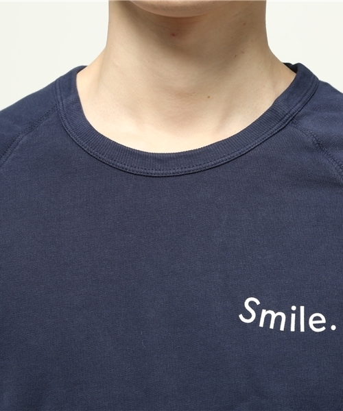 Quality Peoples(クオリティピープルズ)の「Quality Peoples / Smile プリントスウェット(スウェット・メンズ・ネイビー/その他・MEDIUM/SMALL)」の5枚目の写真
