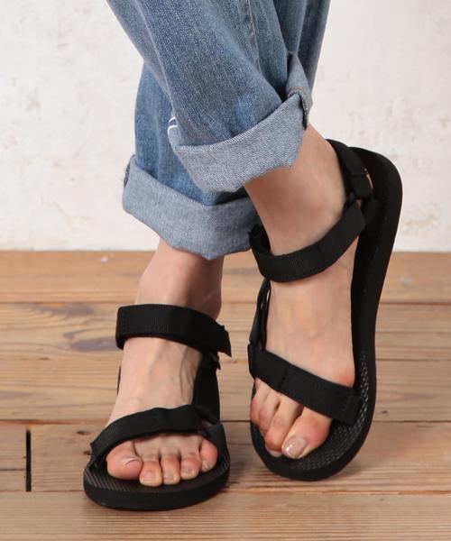 Teva（テバ）の「[テバ]Teva ORIGINAL UNIVERSAL CB サンダル◆（サンダル・レディース・ホワイト/ブラック・6/8/7）」の9枚目の写真